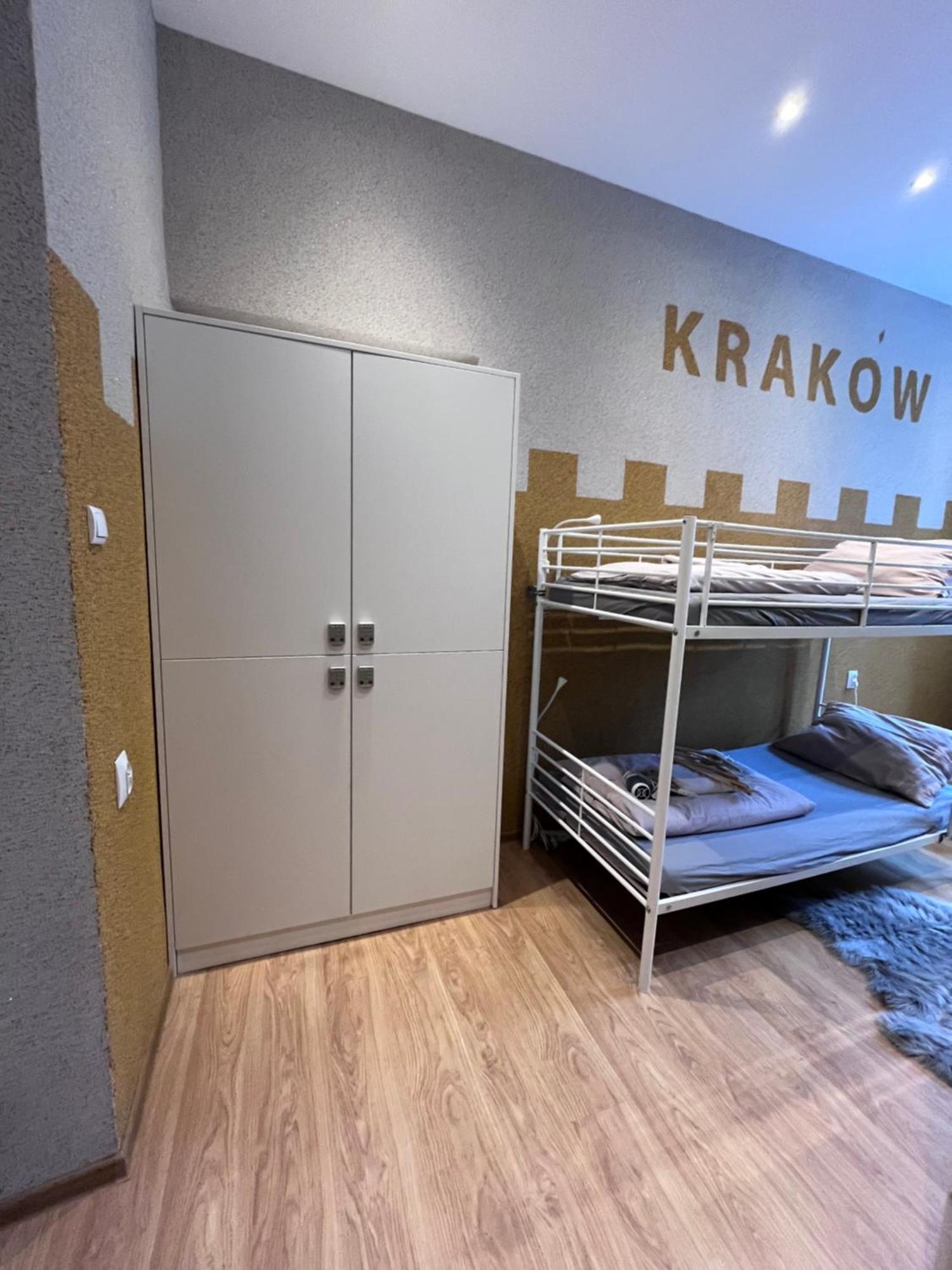 Girls Hostel Krakow Dış mekan fotoğraf