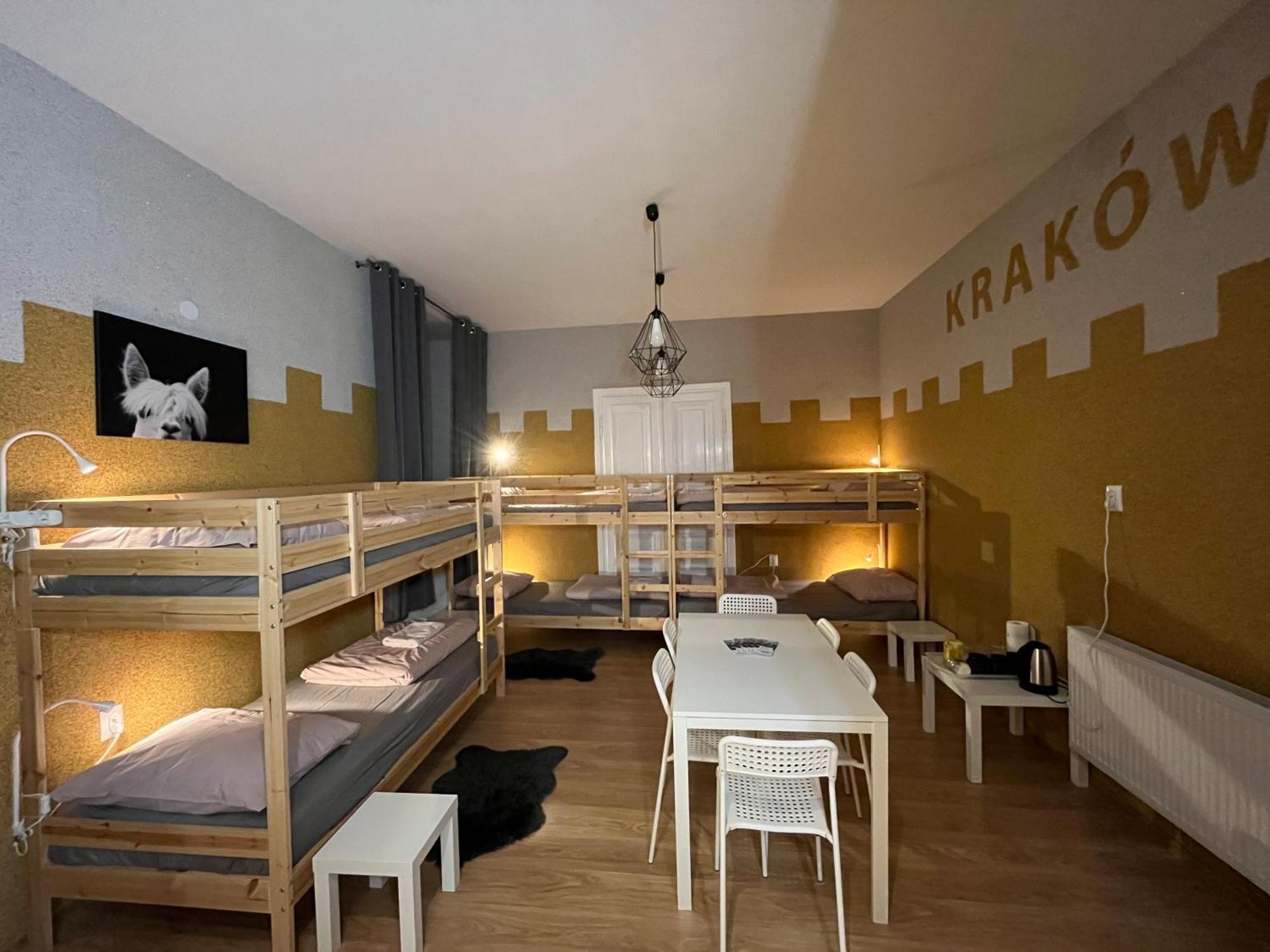 Girls Hostel Krakow Dış mekan fotoğraf